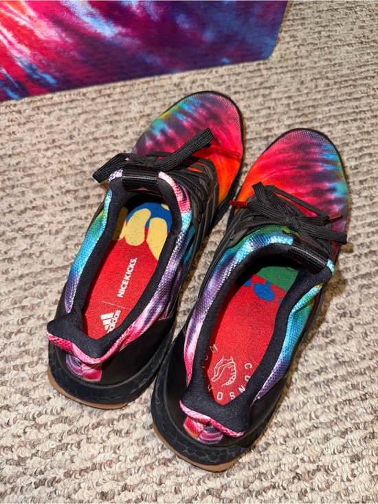 ADIDAS ULTRABOOST X NICE KICKS BLACK RAINBOW TIE DYE WORN ONCE MEN’S 8 main image 6
